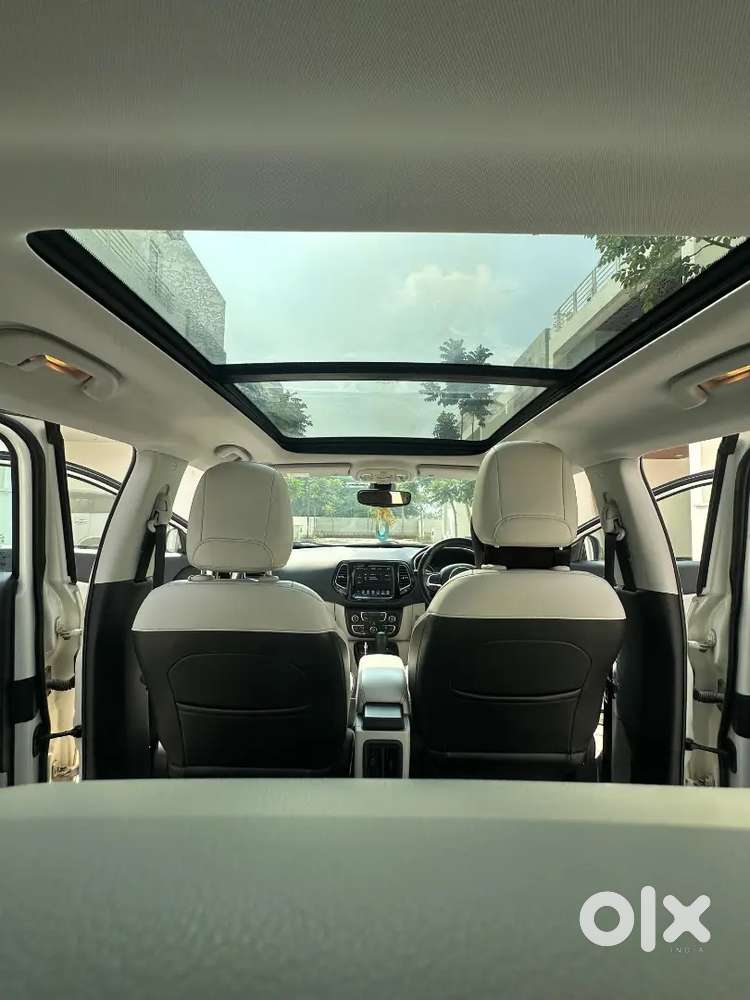 Jeep Compass 2019 Limited Plus-panoramic Sunroof