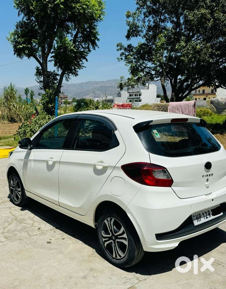 Brand New Tata Tiago Top Xt- Optional Variant Model 2024 Aug Owner 1