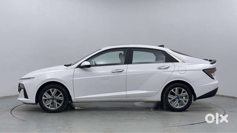 Hyundai Verna 1.5 Sx (o) Vtvt Ivt, 2024, Petrol