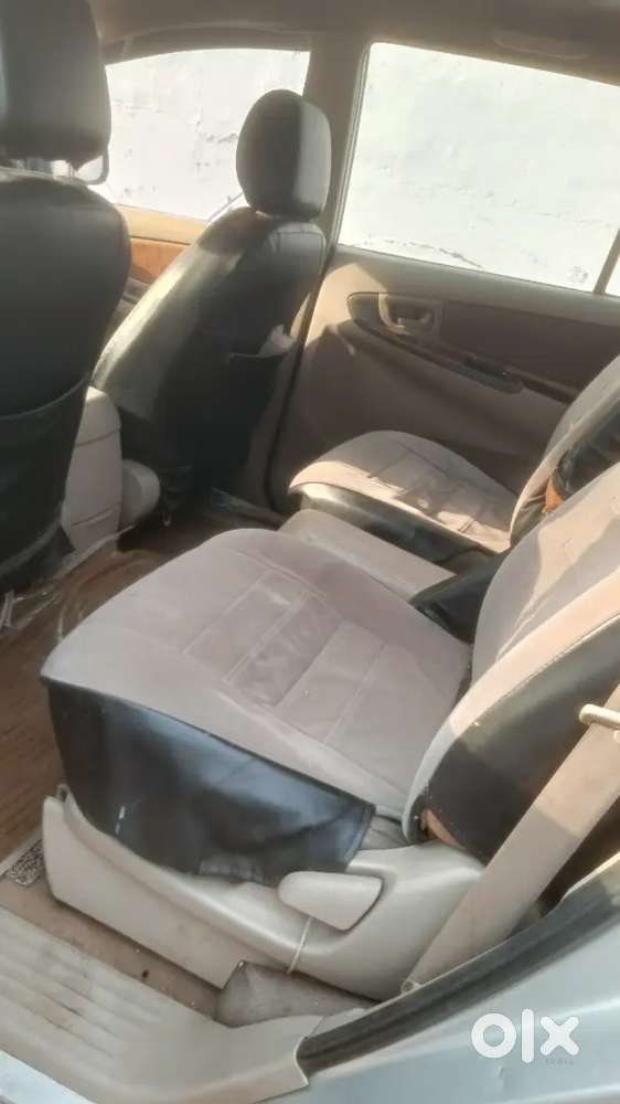 Toyota Innova 2014 Diesel 168000 Km Driven