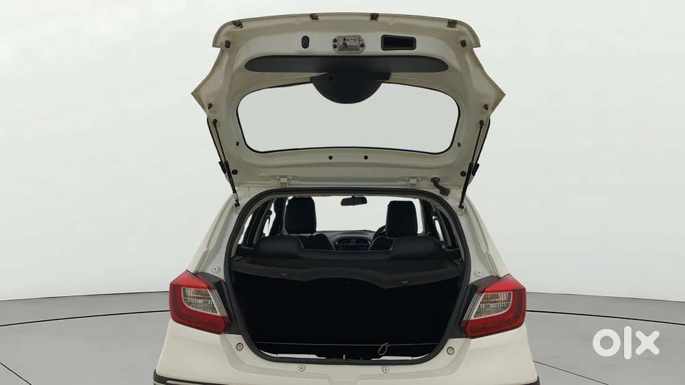 Tata Tiago 1.2 Revotron Xza, 2018, Petrol