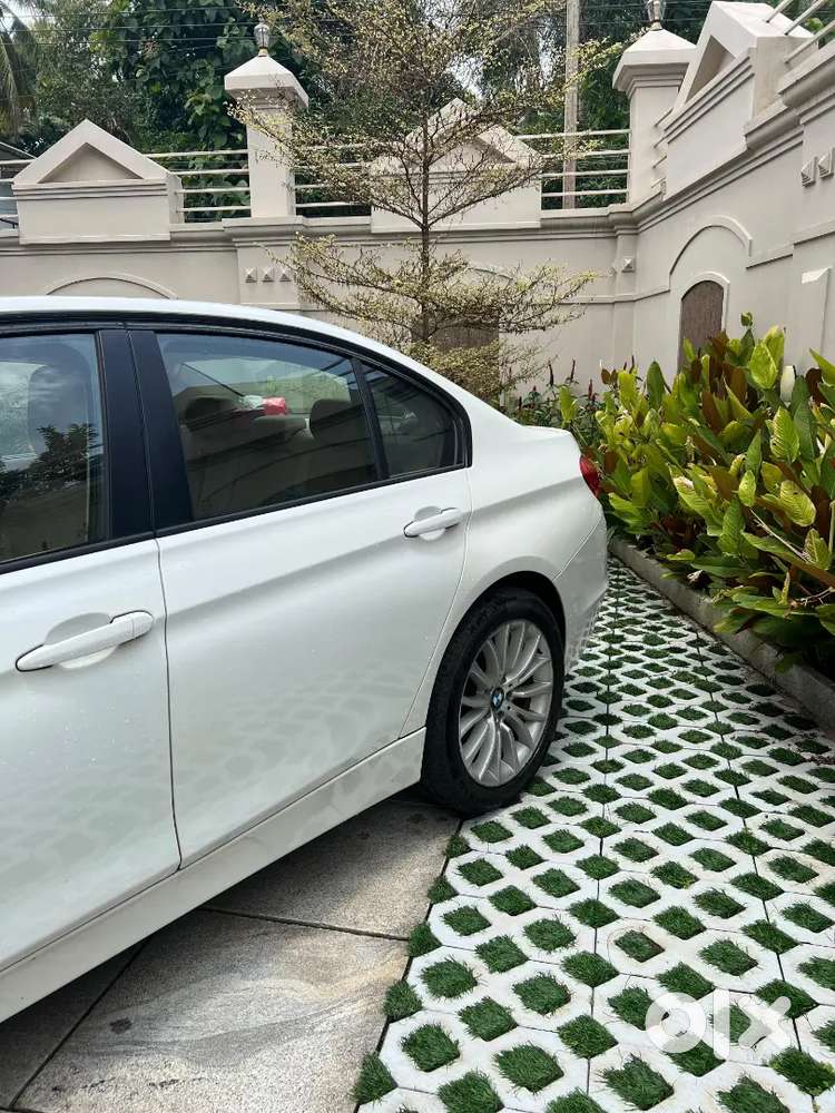 Well-maintained Bmw 3 Series Fancy Number