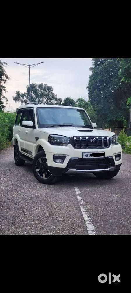 Mahindra Scorpio Classic 2.2 S 11 Mt 7 Str, 2022, Diesel