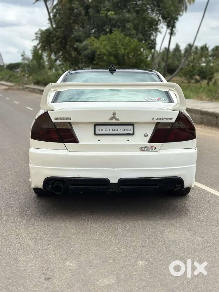 #lancer  
Petrol Manual 2002 Model

 Ownership : 4th Owner
 Km D