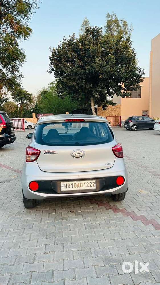 Hyundai Grand I10 2017 Petrol 75000 Km Driven