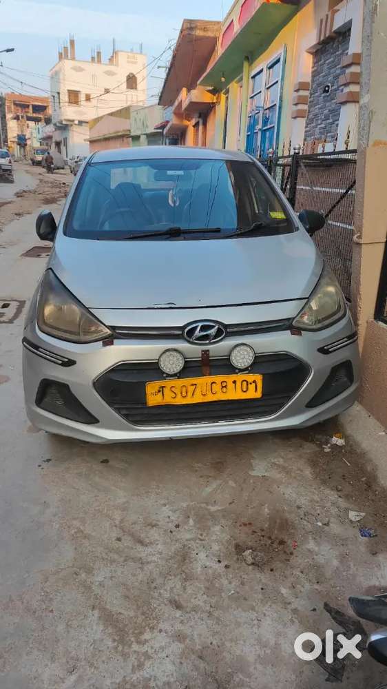Hyundai Xcent 2016