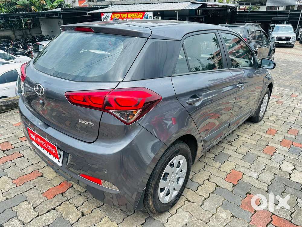 Hyundai Elite I20 Sportz (o) 1.2, 2017, Petrol