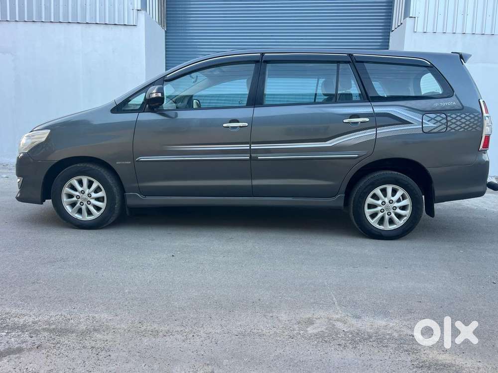 Toyota Innova 2.5 V 7 Str, 2013, Diesel
