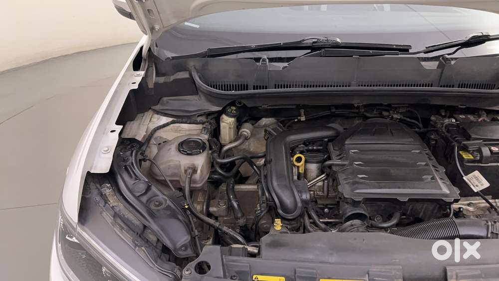 Volkswagen Taigun Topline 1.0 Tsi At (electric Seats), 2023, Petrol