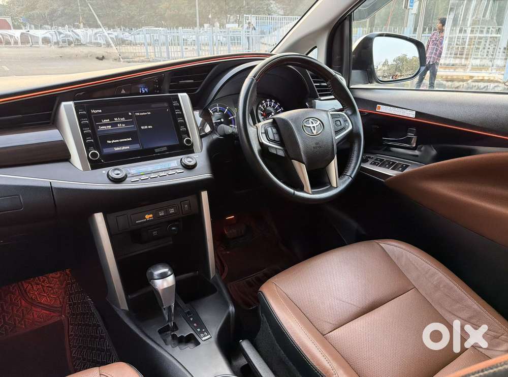 Toyota Innova Crysta