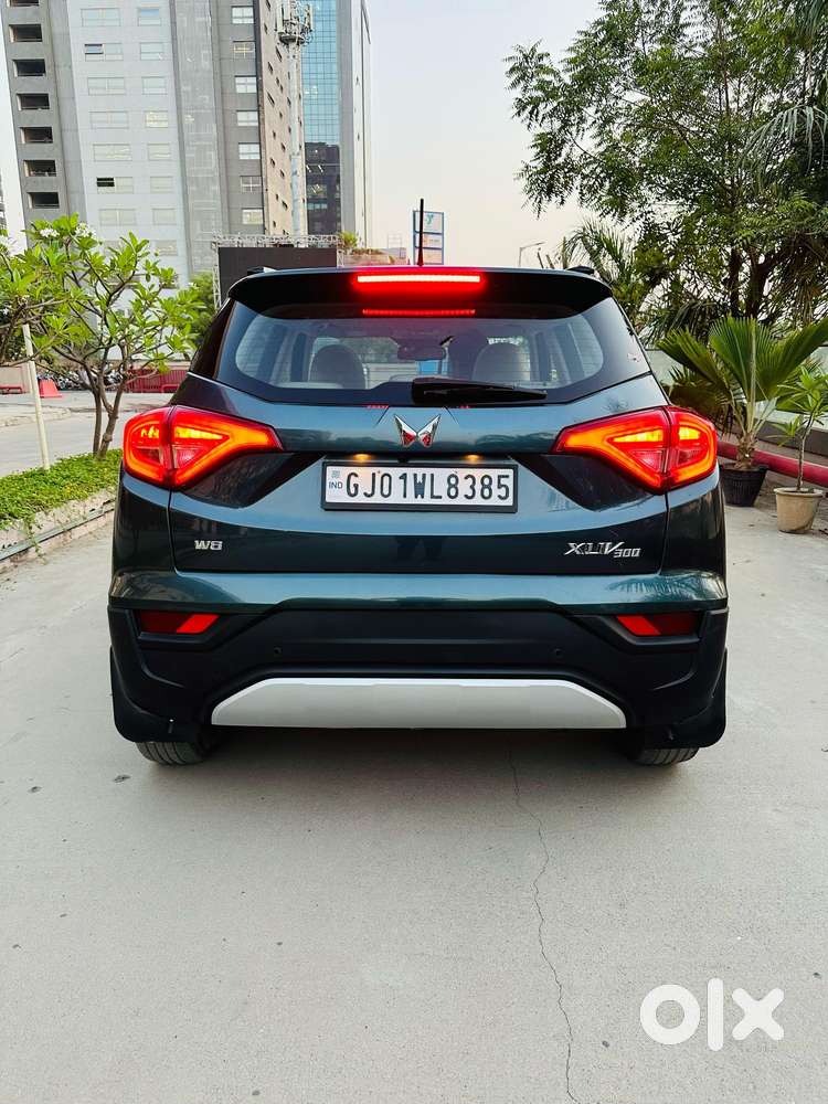 Mahindra Xuv300 W8 Option Diesel, 2023, Diesel