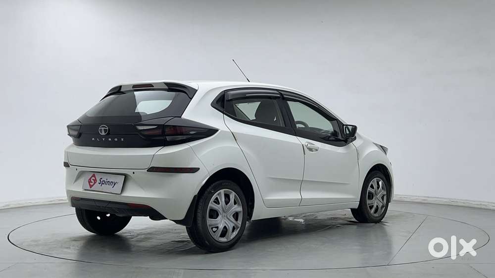 Tata Altroz 1.2 Xm Plus, 2022, Petrol