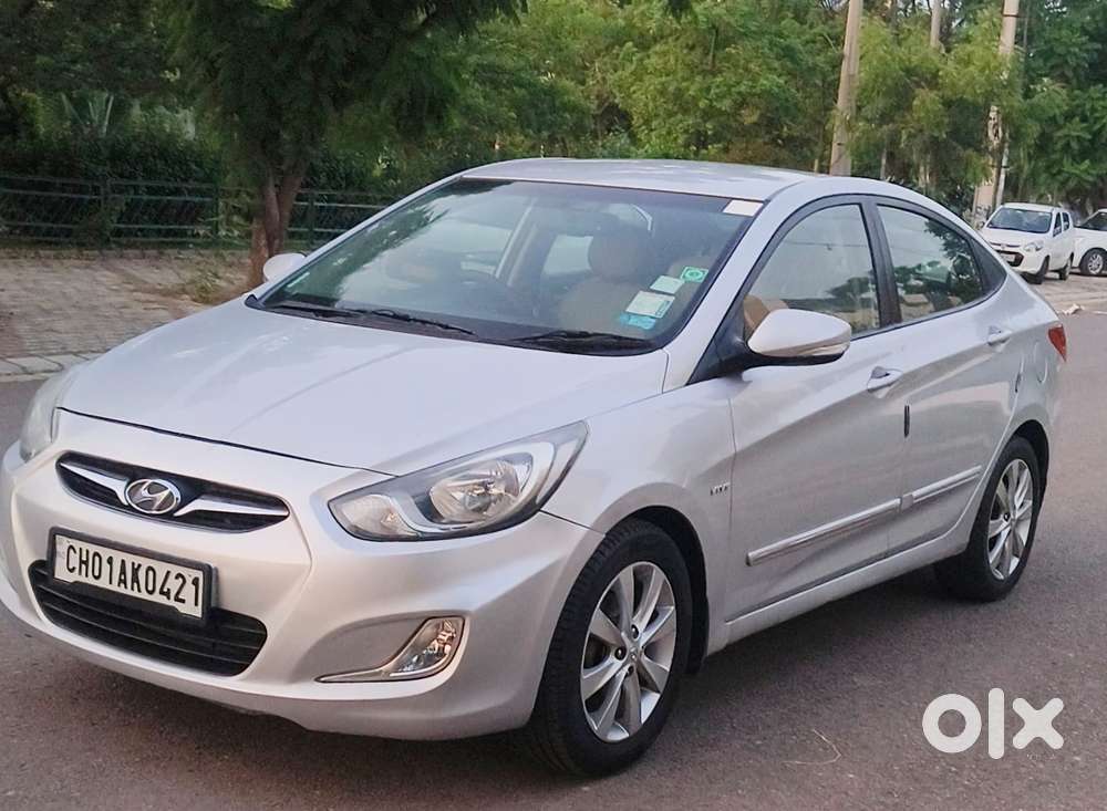 Hyundai Fluidic Verna 1.6 Vtvt Sx, 2011, Petrol