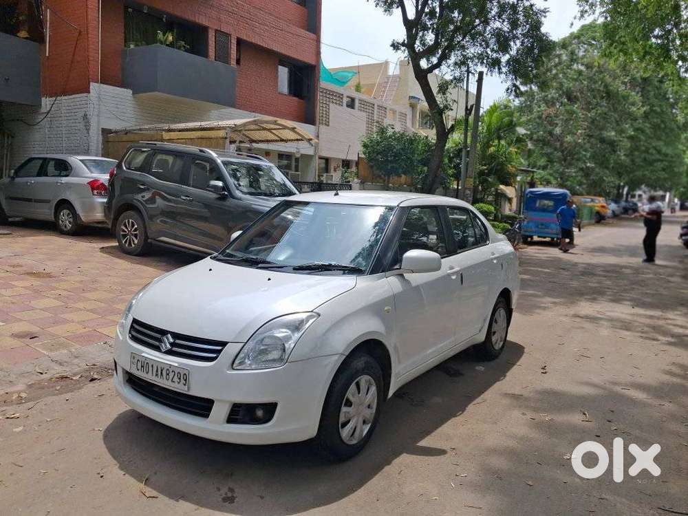 Maruti Suzuki Swift Dzire 1.2 Vxi Bsiv, 2011, Petrol