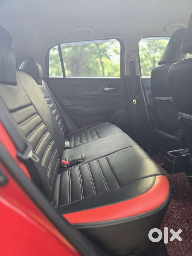 Maruti Suzuki Swift Vxi + Manual, 2025, Petrol
