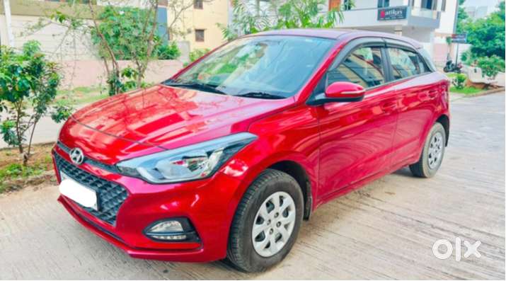 2018 Hyundai I20 Sportz Petrol  1st Owner  Family Used  No Accident