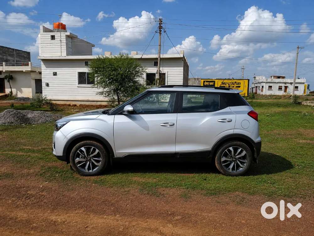 Sbi Officer Owned  Mahindra Xuv300  Top Model  Well Maintained
