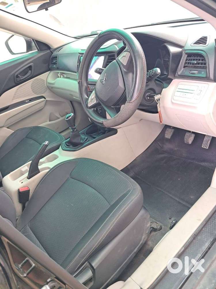 Mahindra Xuv300 2024 Petrol 41000 Km Driven