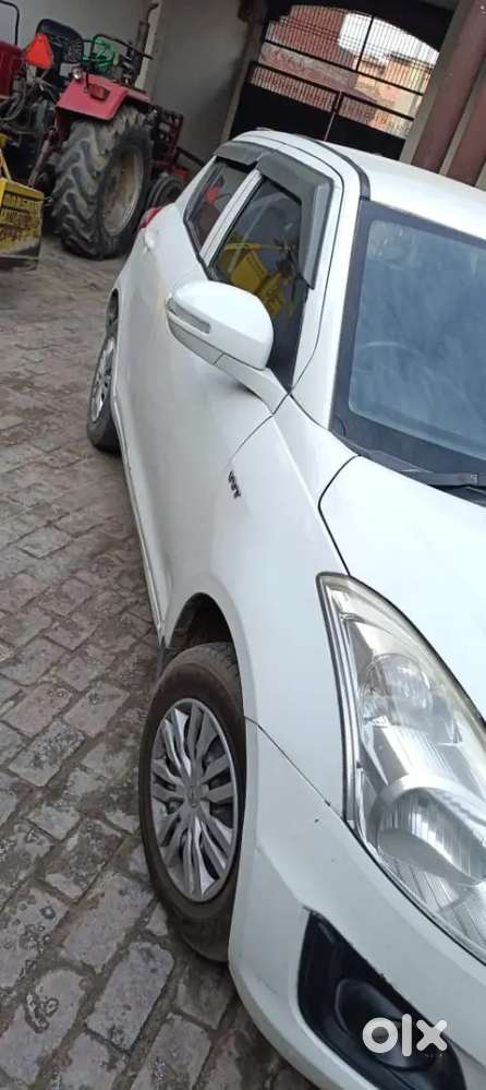 Maruti Suzuki Swift Vxi 2016