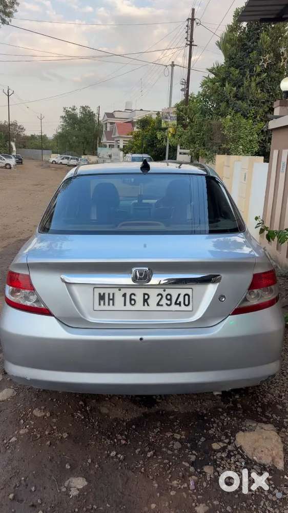 Honda City Zx 2004 Petrol+ Cng Well Maintained