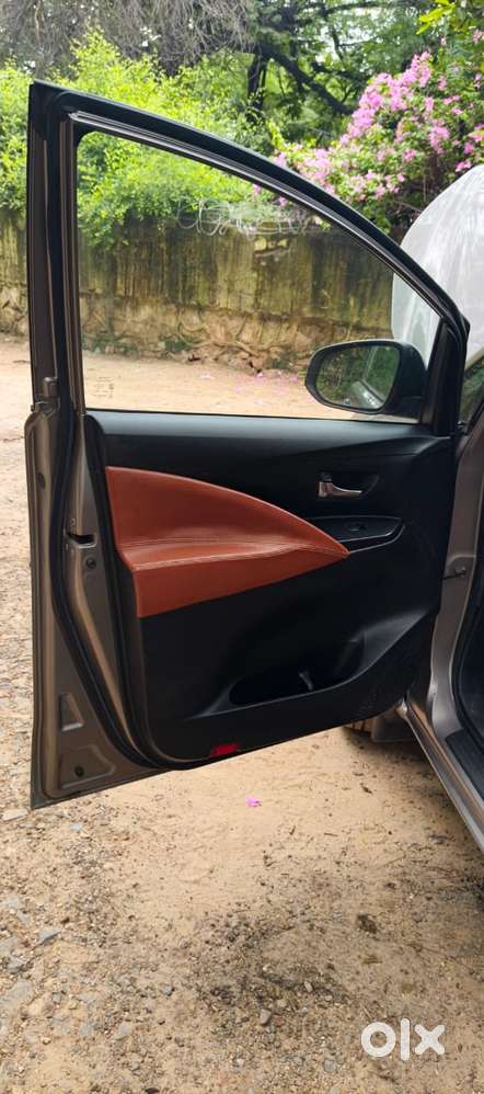 Toyota Innova Crysta 2.4 G Mt, 2021, Diesel