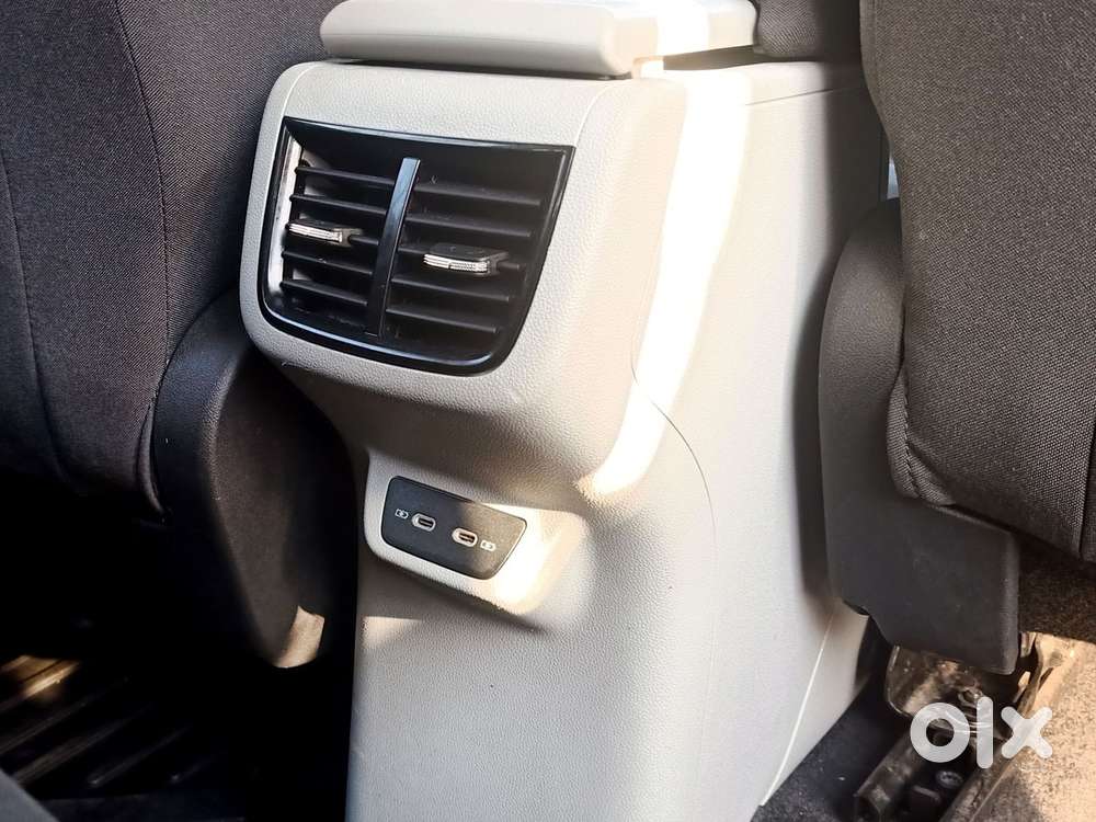 Skoda Kushaq 1.5 Tsi Style, 2022, Petrol