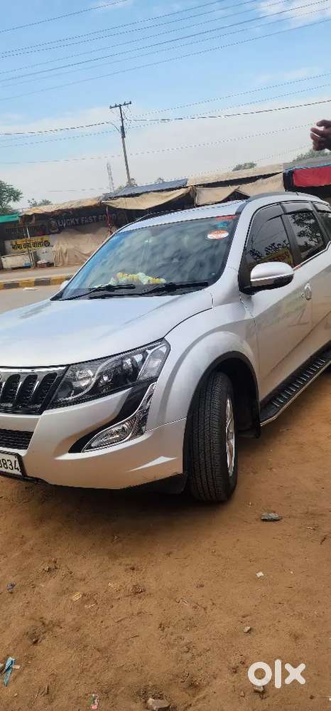 Mahindra Xuv500 2018 Diesel 90000 Km Driven