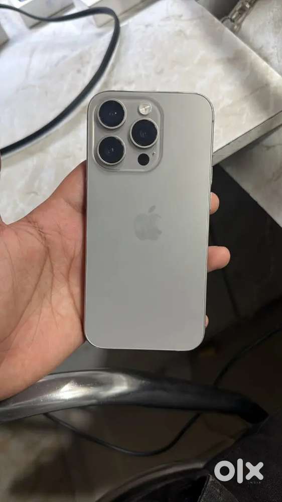 Iphone 15 pro display changed without display mesg 100% battery health