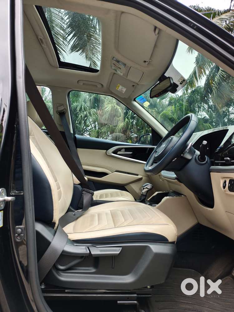 Kia Carens 1.5 Luxury Plus Turbo 7 Str, 2022, Petrol