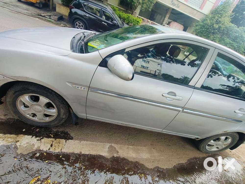 Hyundai Verna Crdi 2009