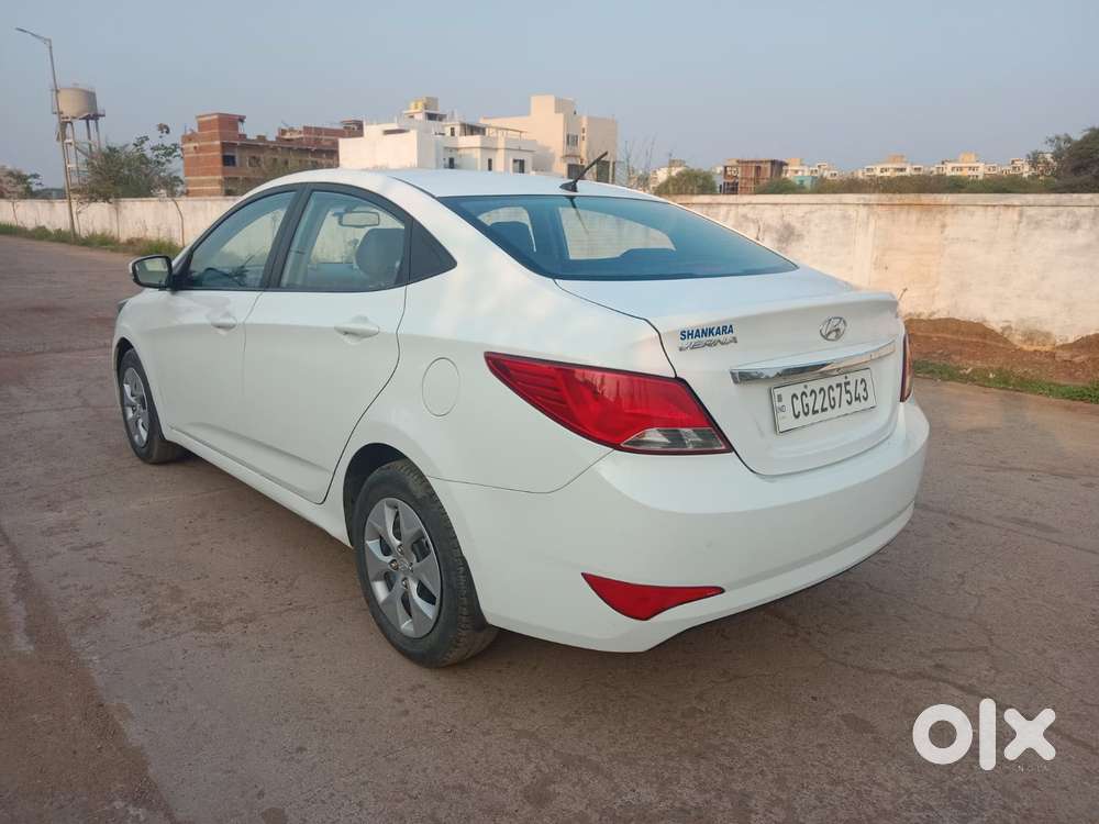 Hyundai Verna 1.6 Vtvt Sx, 2016, Petrol