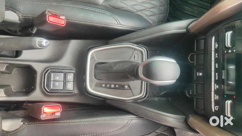 Maruti Suzuki Grand Vitara 1.5 Alpha Plus Intelligent Hybrid Ecvt, 2..