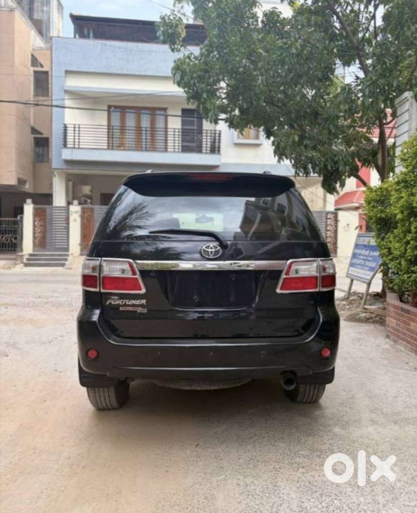 Toyota Fortuner 3.0 4x4 Manual, 2011, Diesel