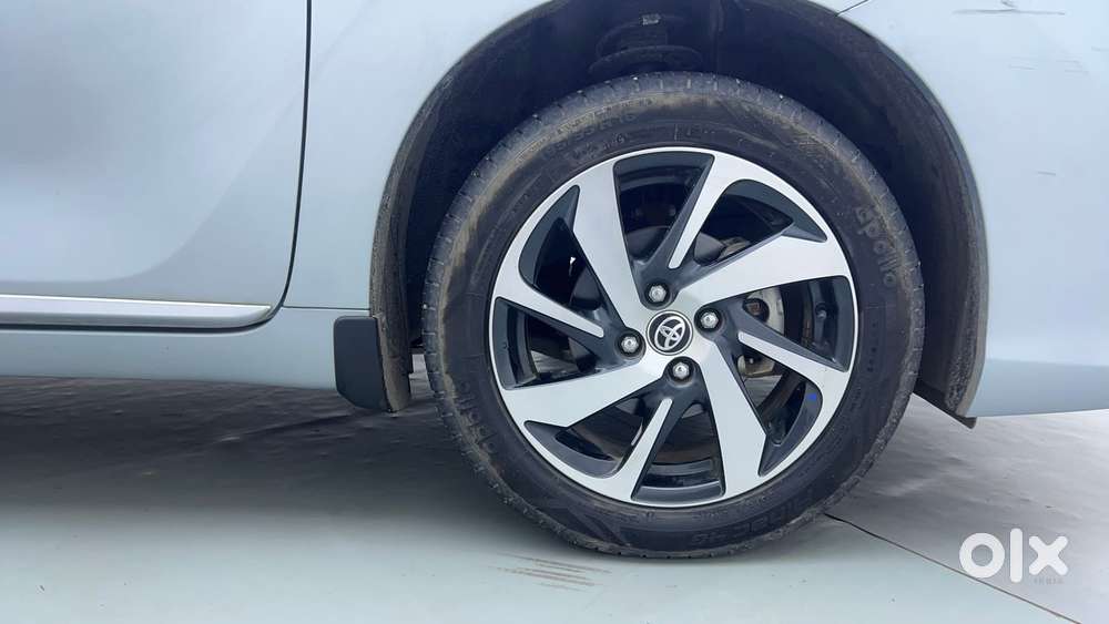 Toyota Glanza 1.2 V, 2023, Petrol