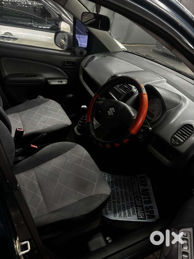 Maruti Suzuki Ritz Lxi, 2011, Petrol
