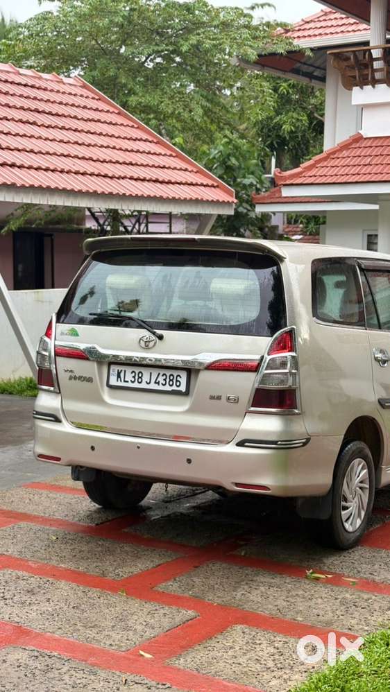 Toyota Innova Diesel 2013