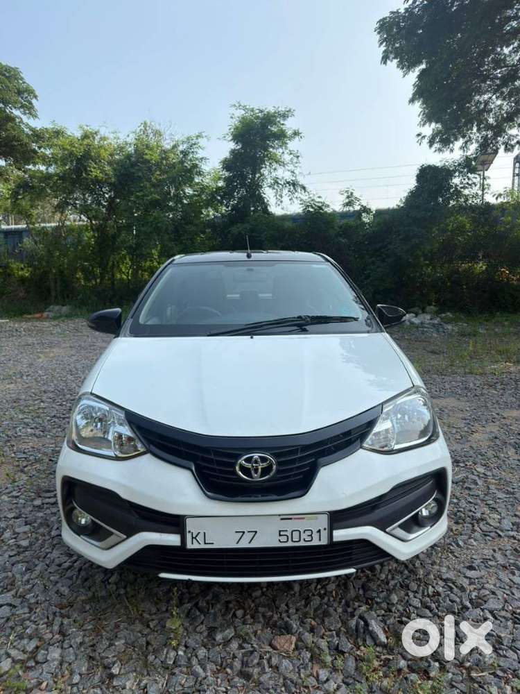 Toyota Etios Liva 1.2 V, 2019, Petrol