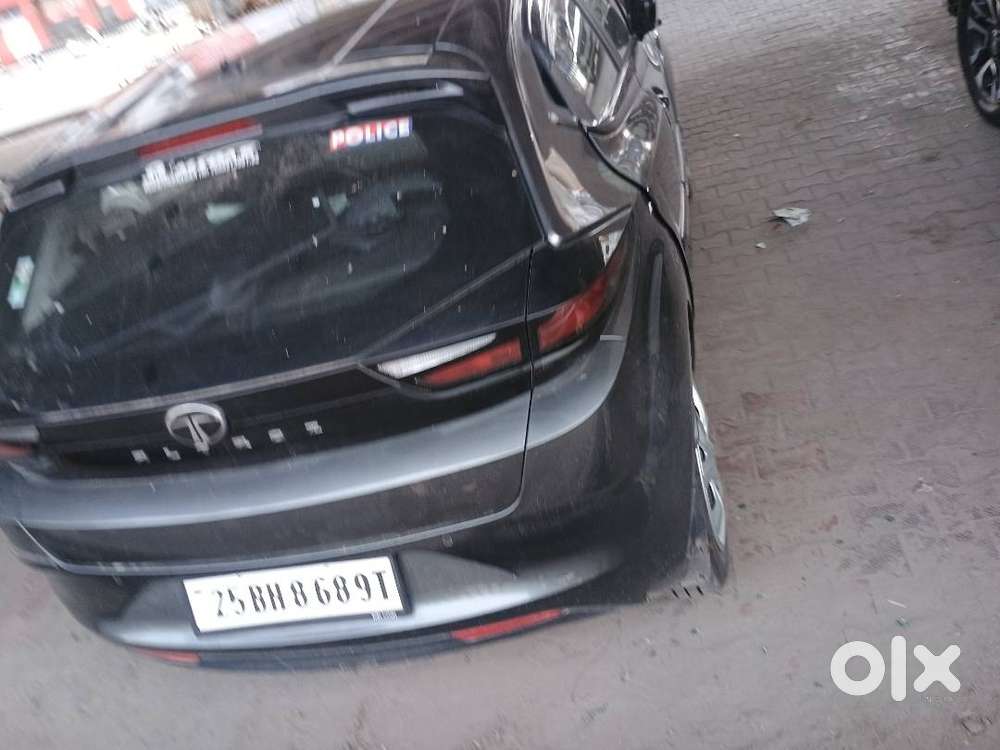 Tata Altroz Xm Petrol 2025