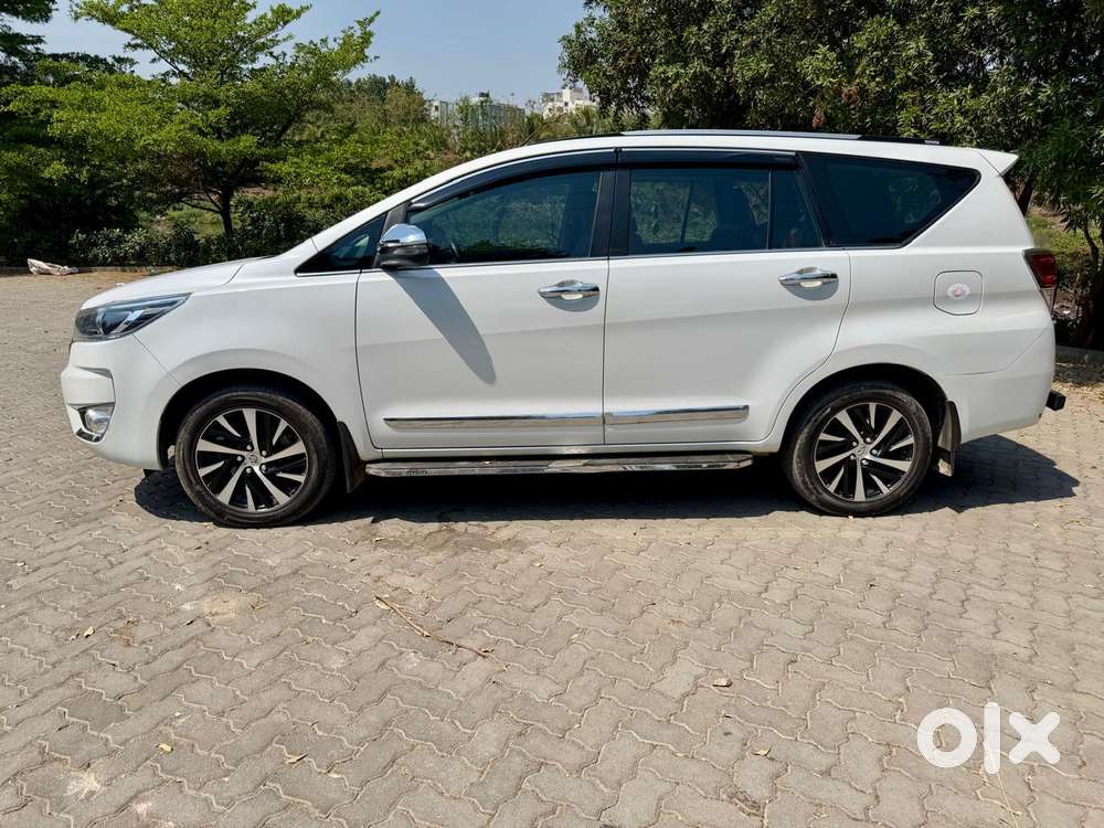 Toyota Innova Crysta 2.4 Z 7 Str, 2023, Diesel