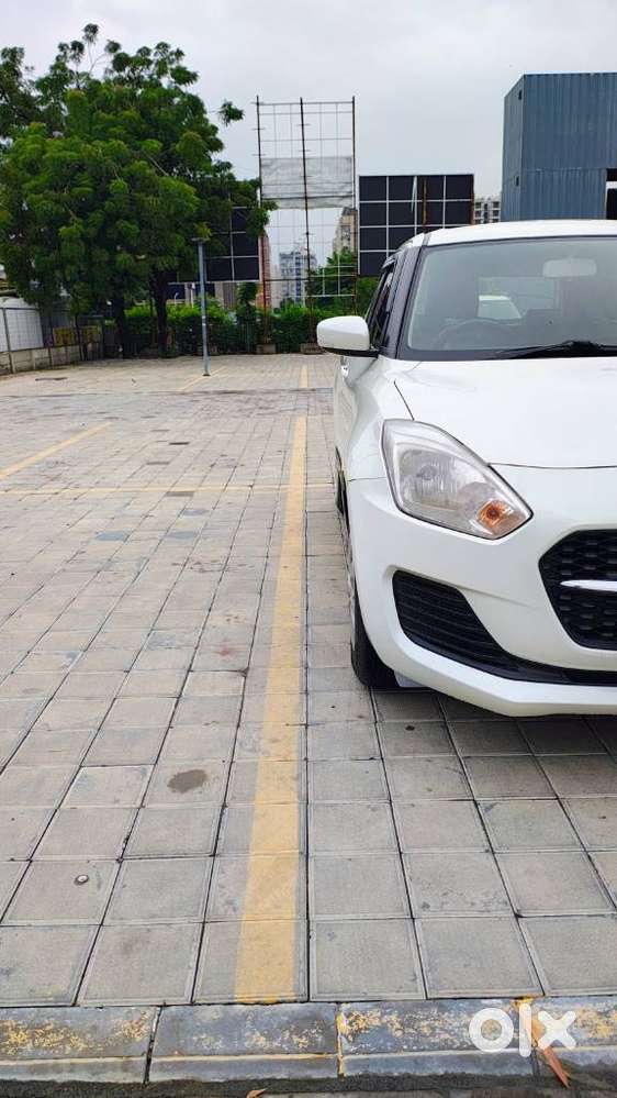 Maruti Suzuki Swift Vxi Optional, 2022, Petrol