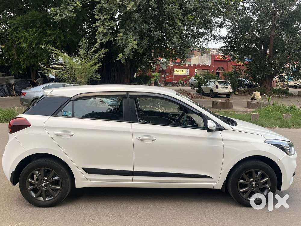 Hyundai I20 1.2 Sportz (o), 2020, Petrol