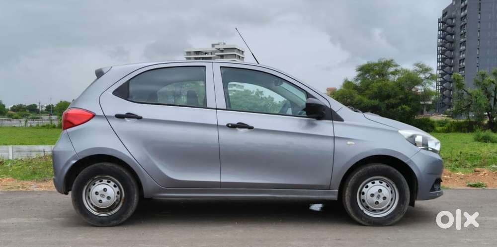 Tata Tiago 1.2 Revotron Xm, 2019, Petrol