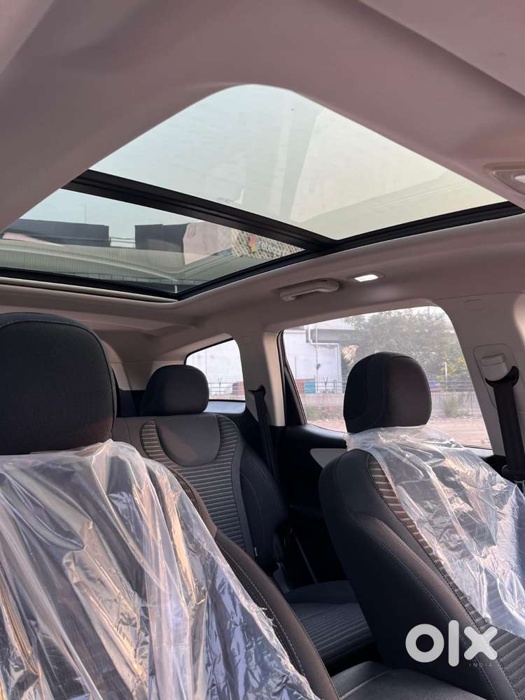 Mahindra Xuv700 2.2 Ax 5 Diesel Mt Str, 2022, Diesel