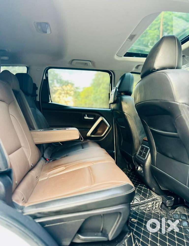 Mahindra Scorpio N Z8 Petrol At 7 Str, 2024, Petrol