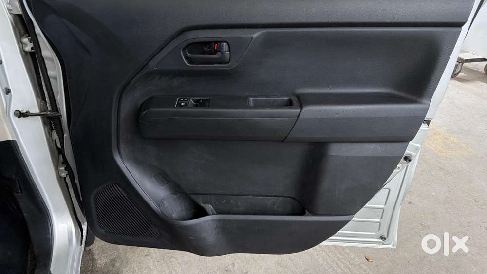 Maruti Suzuki Wagon R Cng Lxi, 2023, Cng & Hybrids