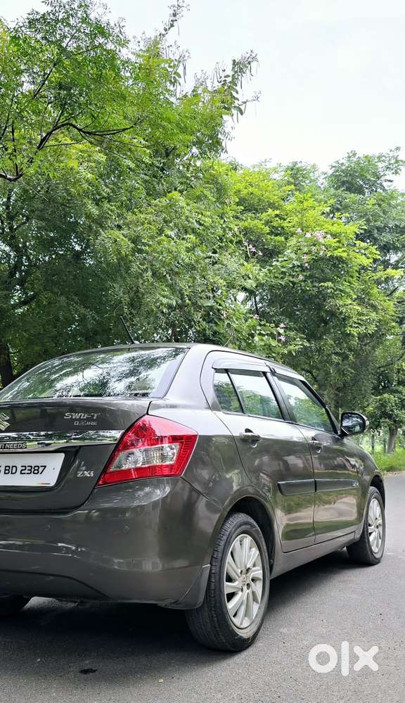 Maruti Suzuki Swift Dzire 1.2 Zxi Bsiv, 2016, Petrol