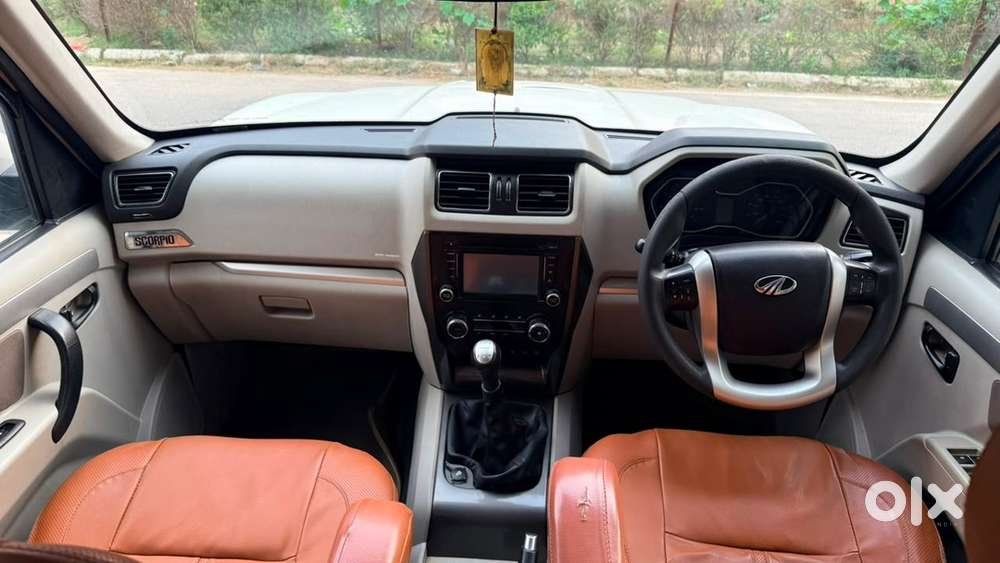 Mahindra Scorpio 2017 Diesel 80000 Km Driven