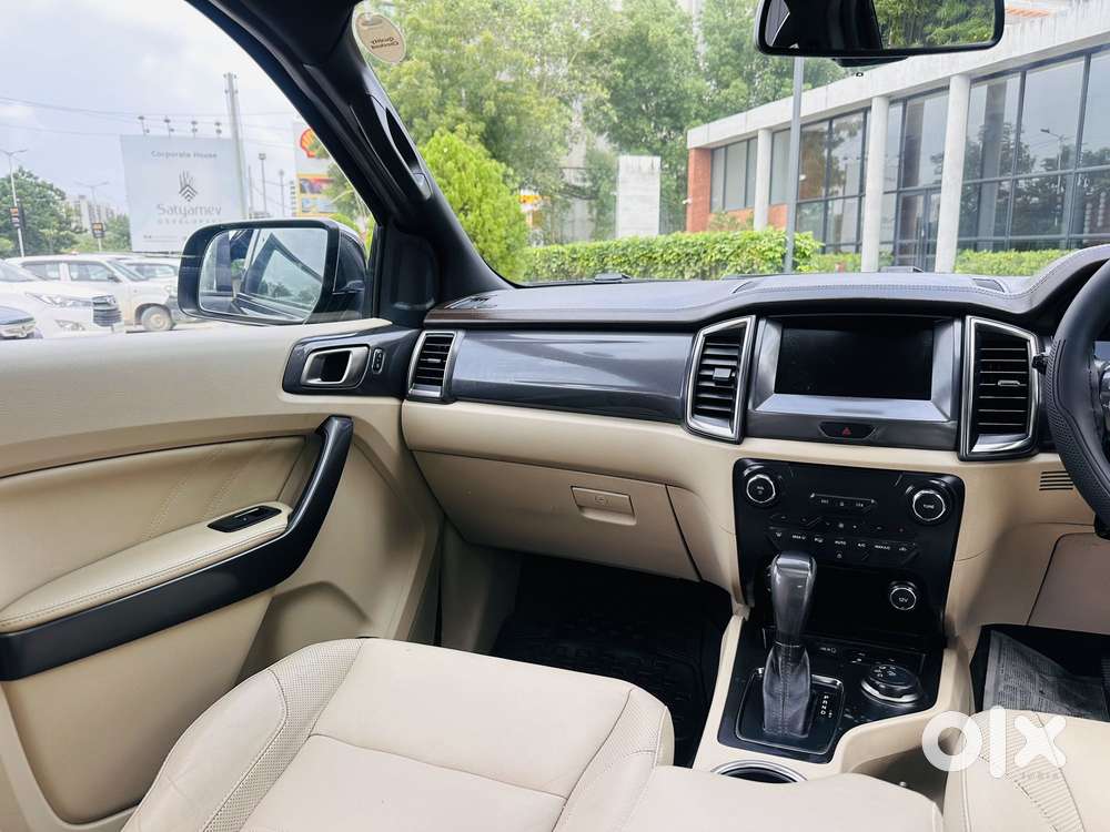 Ford Endeavour 3.2 Titanium At 4x4, 2016, Diesel