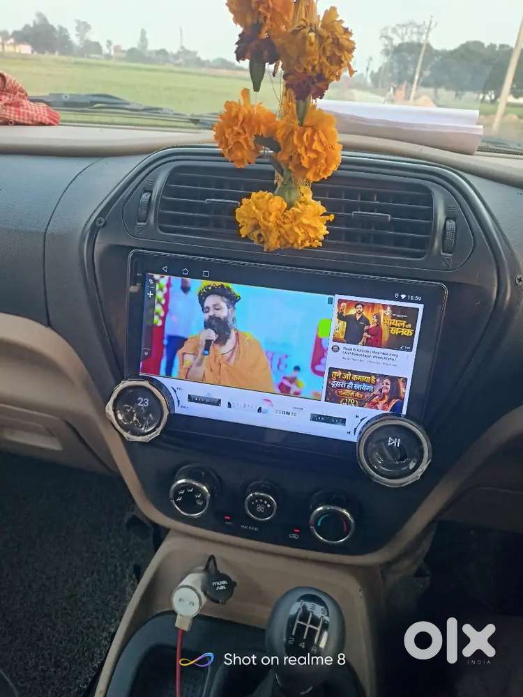 Mahindra Tuv 300 2019