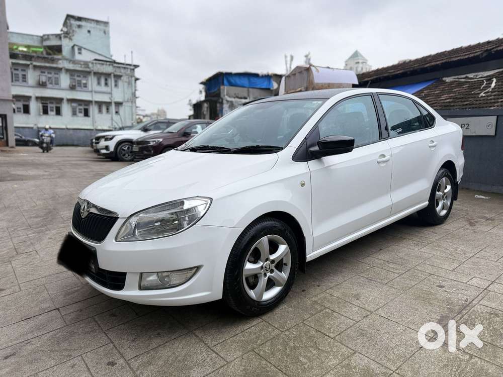 Skoda Rapid 1.5 Tdi At Ambition With Alloy Wheel, 2015, Diesel